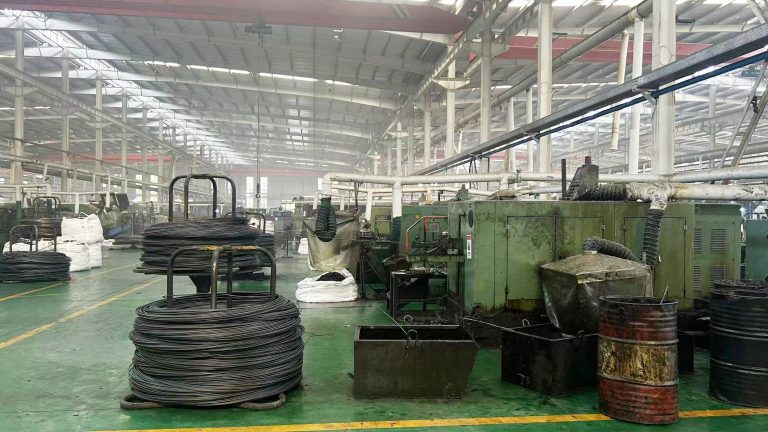 China fastener factory producing quality screws and nuts for Philippines buyers