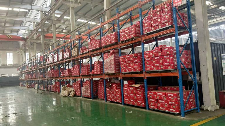 Reliable China fastener supplier's warehouse stock for Philippines importers